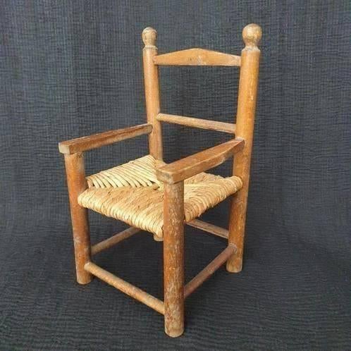 Vintage houten poppenstoeltje riet, Antiek en Kunst, Ophalen of Verzenden