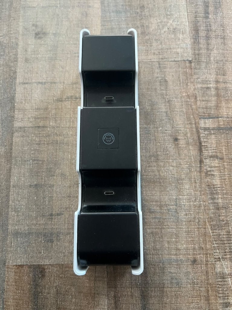 QWare playstation 5 controller charging dock, Ophalen, Online, Gebruikt, Overige genres