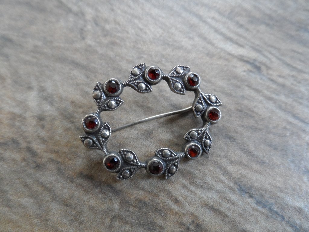 Antieke zilveren broche., Ophalen of Verzenden, Zilver