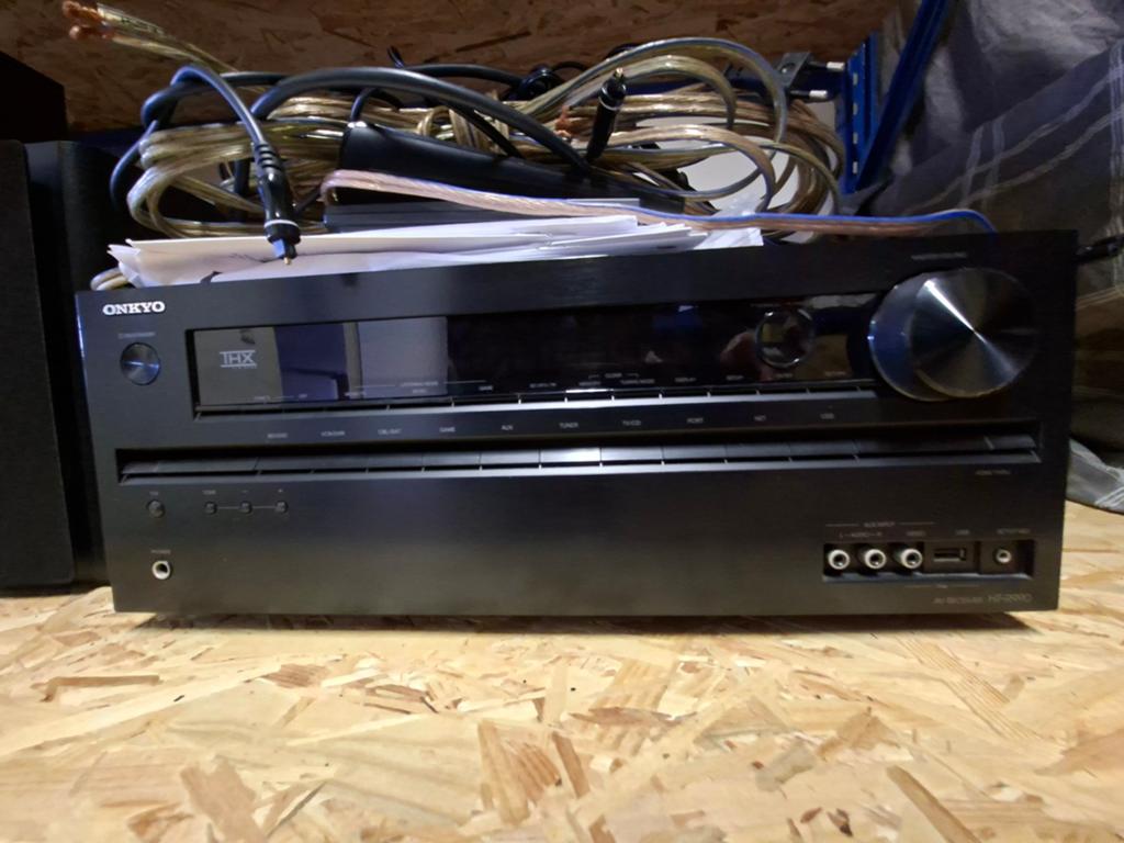 Onkyo THX 5.1 dolby surround, Overige merken, 70 watt of meer, Ophalen of Verzenden, Zo goed als nieuw