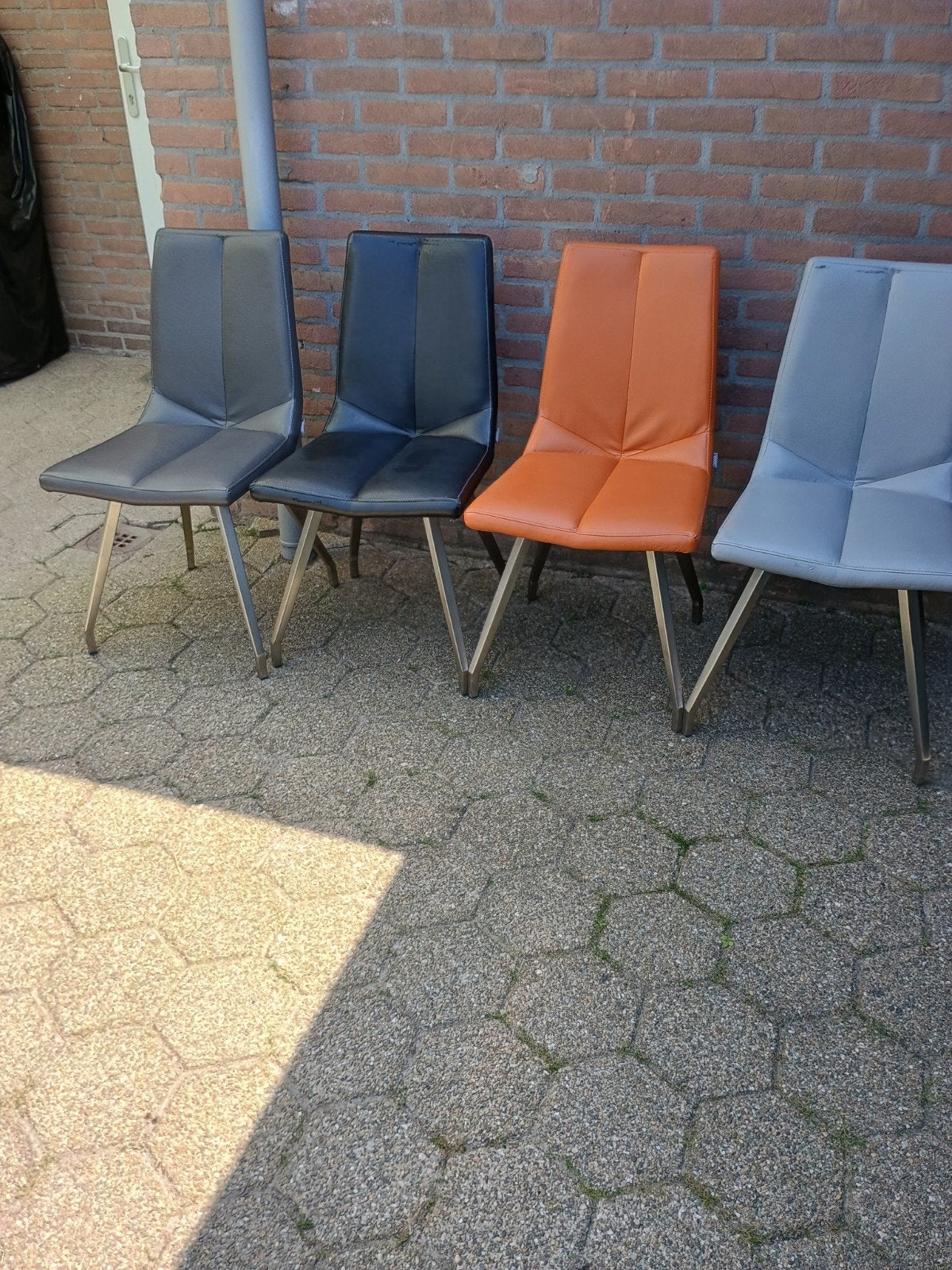 Nog bijzonder leuke kwaliteit stoelen van Xooon, Ophalen, Gebruikt, Grijs, Vier