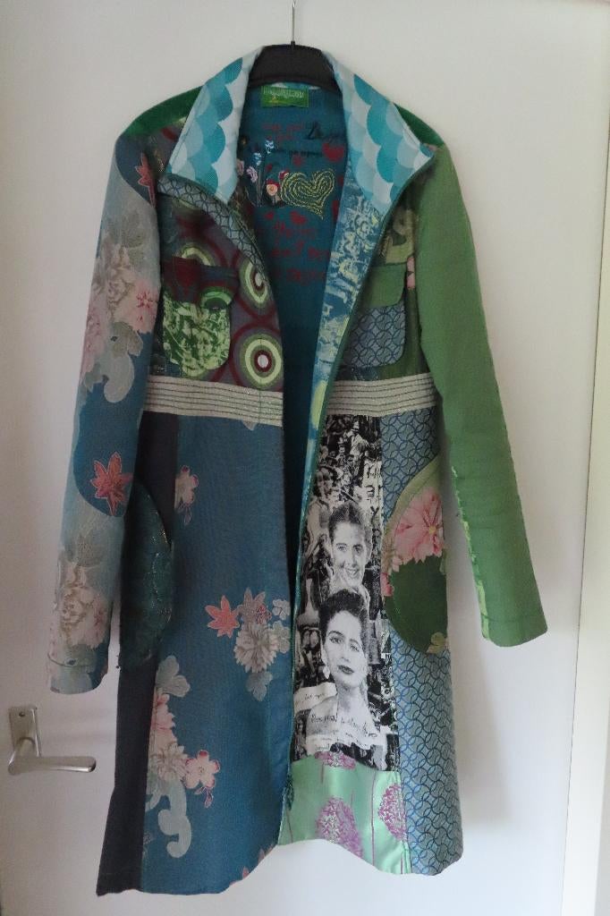 Desigual prachtige jas! kunstwerkje groen, rood enz. 40=36, Verzenden, Zo goed als nieuw, Groen, Desigual