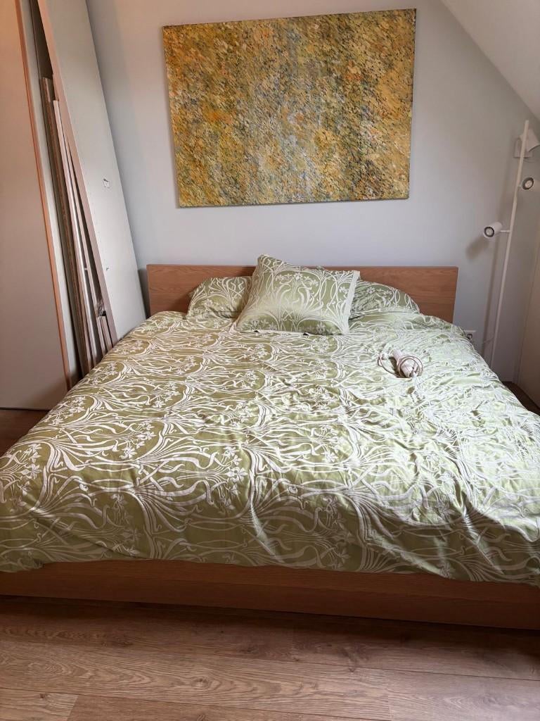 Tweepersoonsbed en matras IKEA, Ophalen, Bruin, Tweepersoons, Zo goed als nieuw