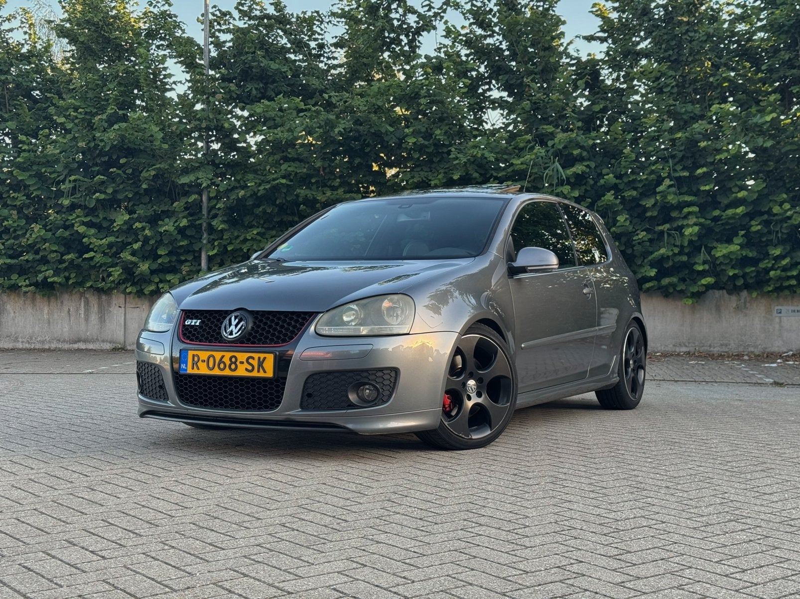 Volkswagen Golf GTI Edition 30, 4 cilinders, 1984 cc, Leder en Stof, Handgeschakeld
