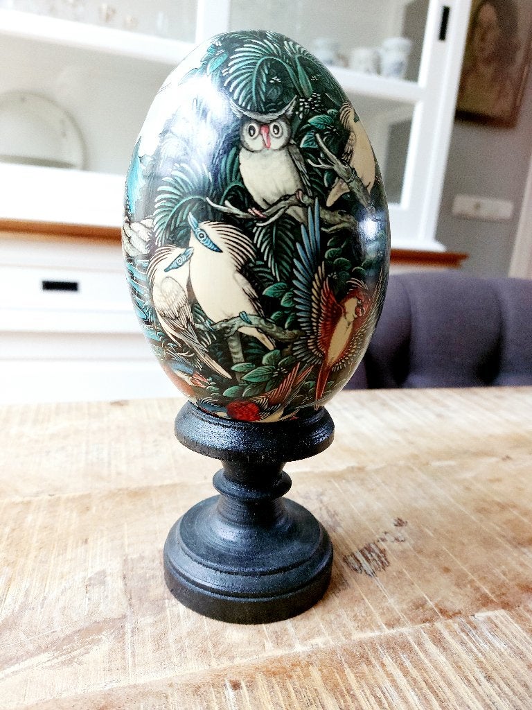 Handgeschilder houten ei uit Bali, Ophalen of Verzenden