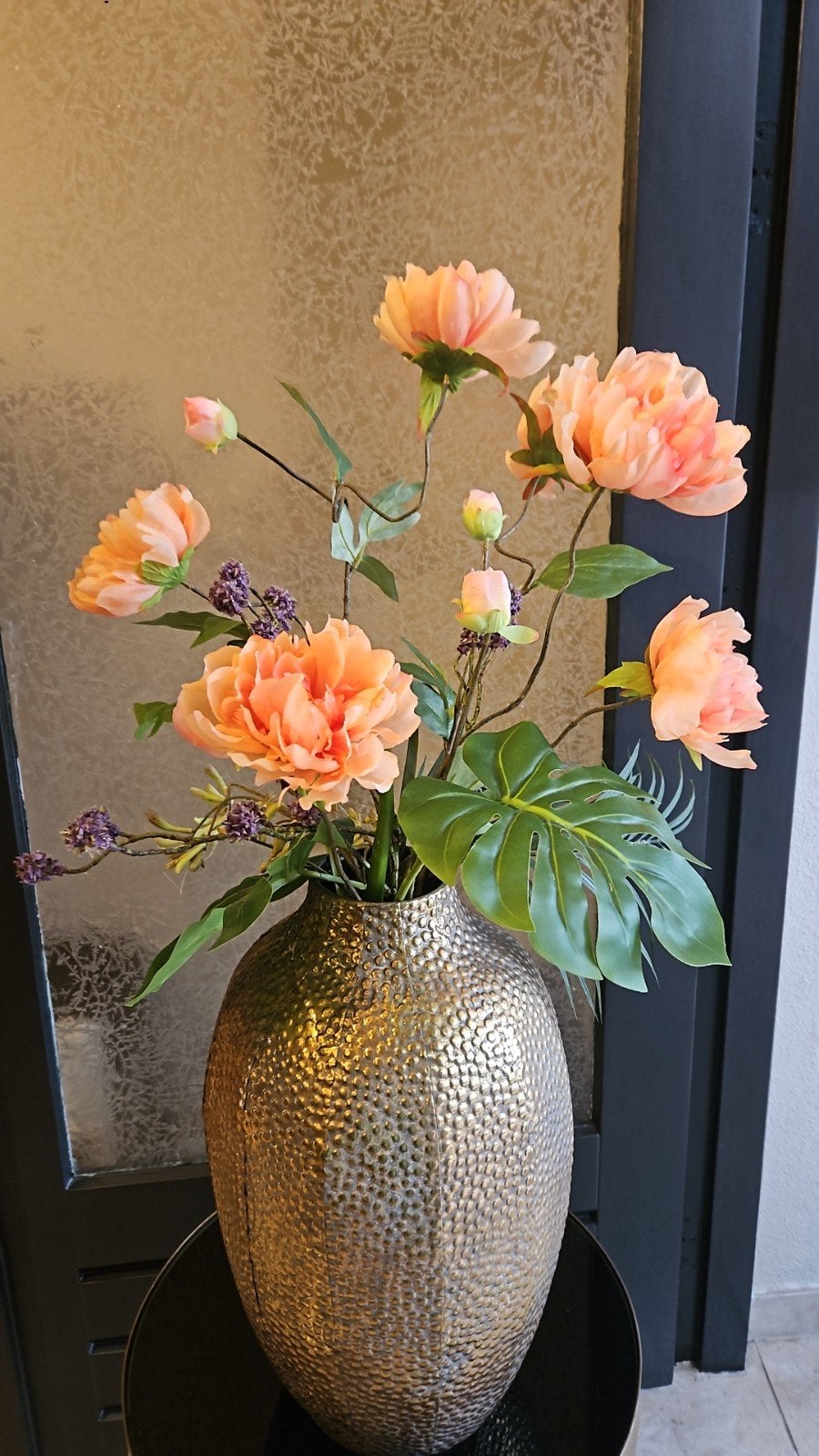 Mooi kunstbloemen met vaas, Ophalen, Zo goed als nieuw