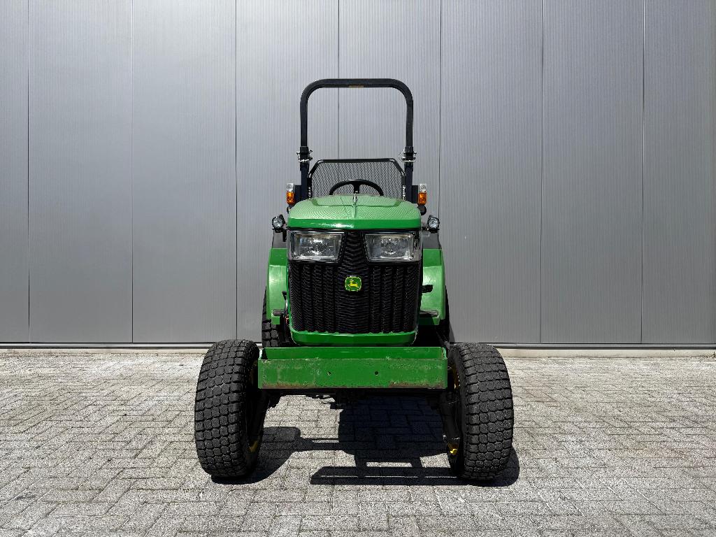 Verkocht! John Deere 2038R - Gazonbanden - 400uur -Kenteken, John Deere, Gebruikt, Tot 2500, Verzenden