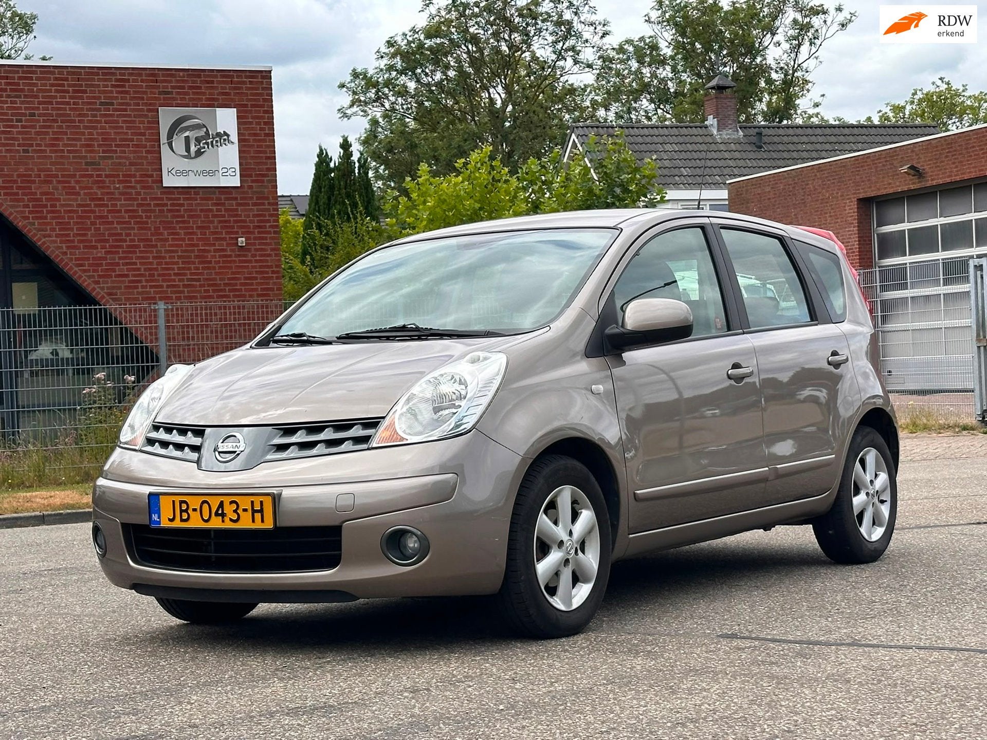 Nissan Note 1.4 Visia Clima*79.000*Trekhaak*LM velgen*Elektr, Voorwielaandrijving, 4 cilinders, Bruin, Bedrijf