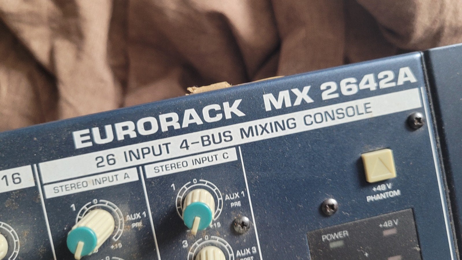 Behringer Eurorack MX2642A Mengpaneel, Ophalen, Gebruikt, 20 kanalen of meer, Microfooningang