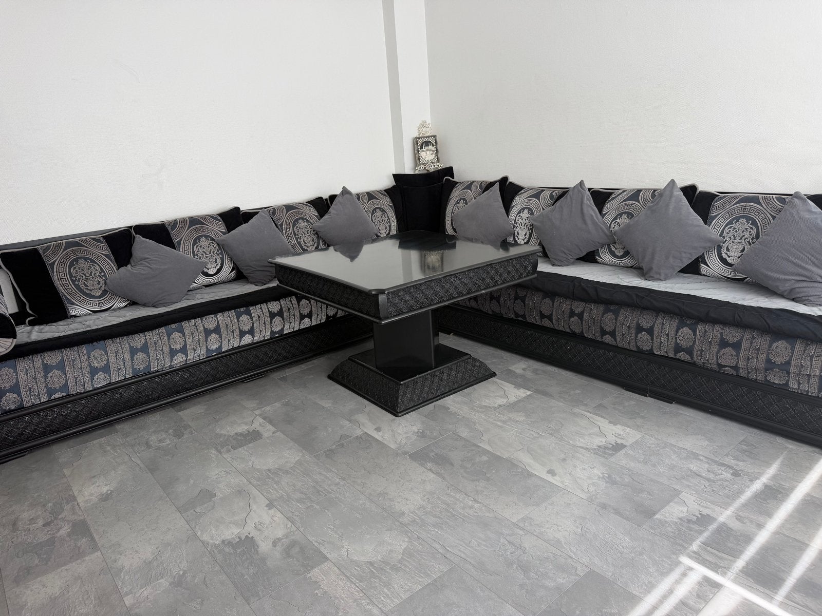 Luxe Marokkaanse Sedari Banken - Zwart/Grijs Design, Ophalen, Gebruikt, Hout