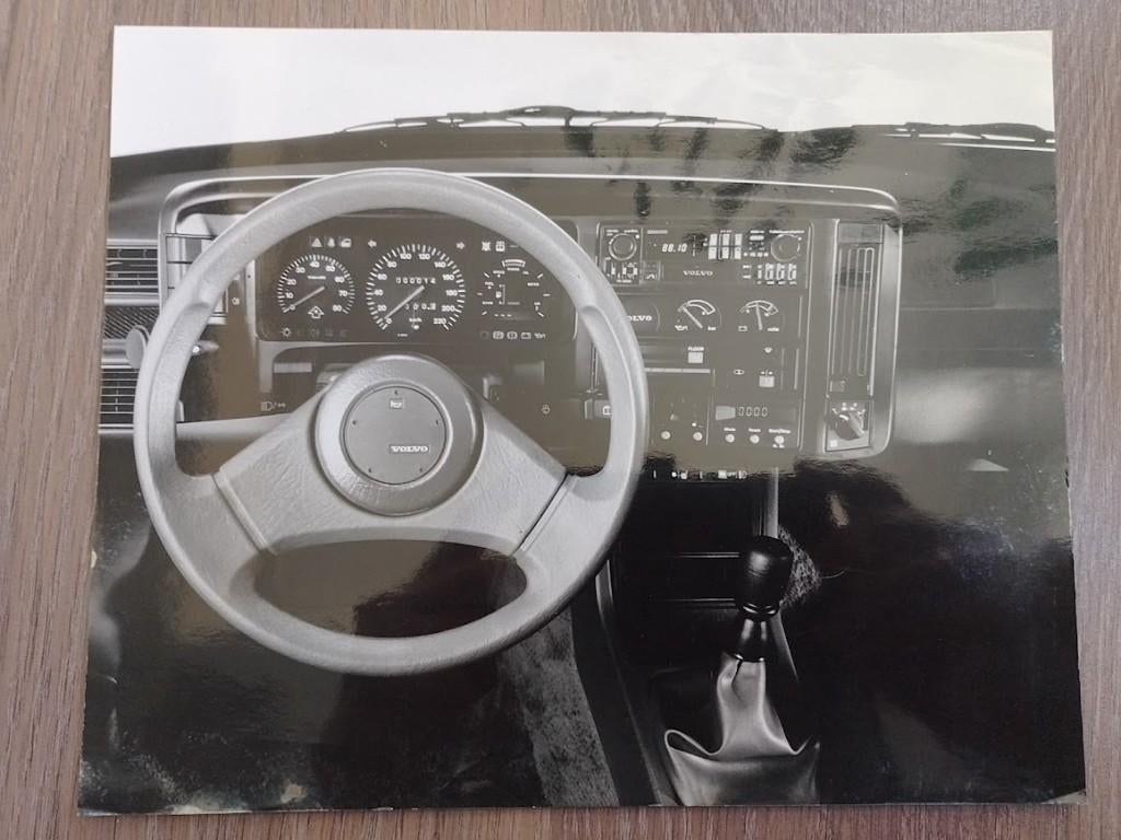 Volvo 460 persfoto dashboard, Ophalen of Verzenden, Nieuw, Volvo