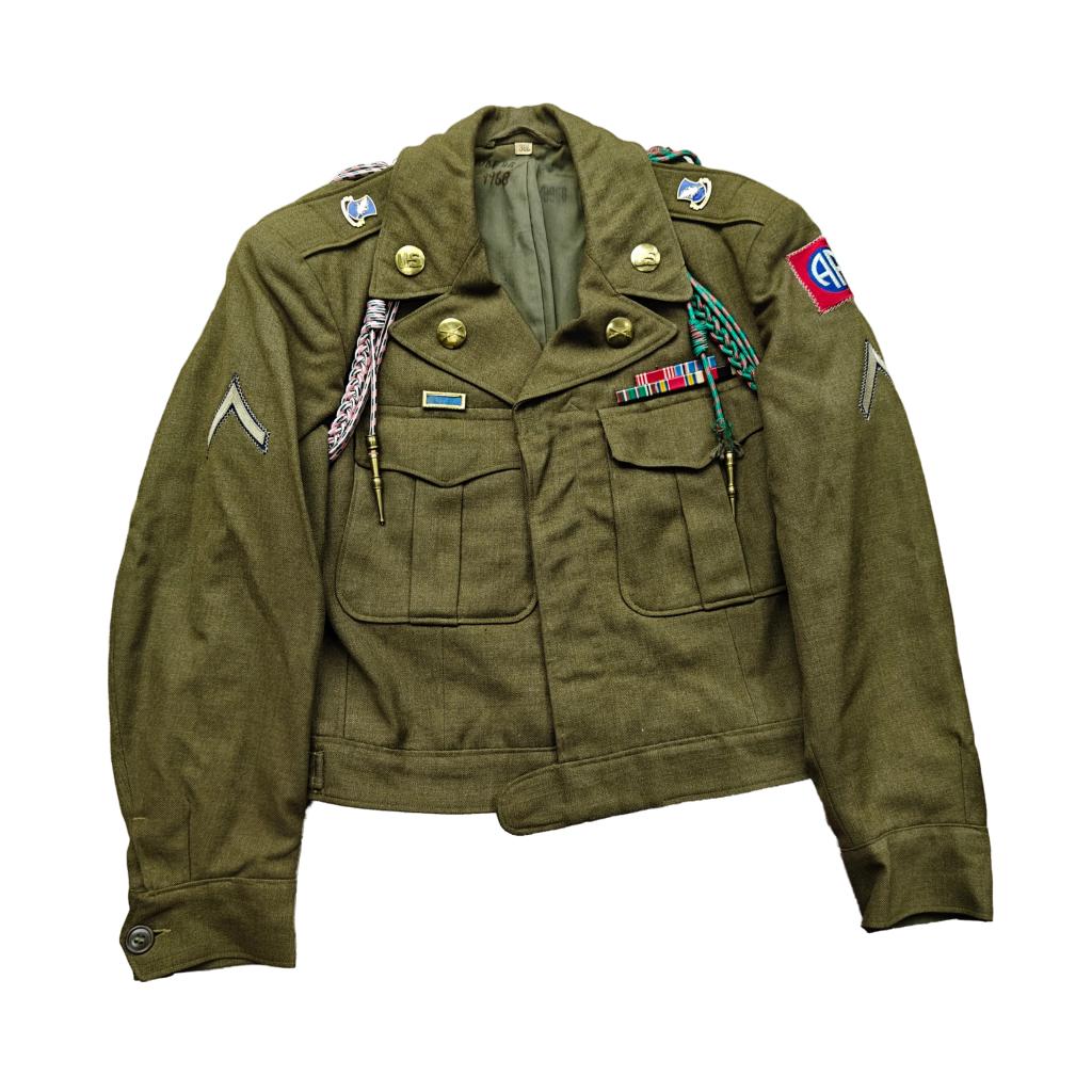 WWII / Occupation US Ike Jacket 82nd AB 504th PIR Named, Verzamelen, Militaria | Tweede Wereldoorlog, Ophalen of Verzenden, Amerika