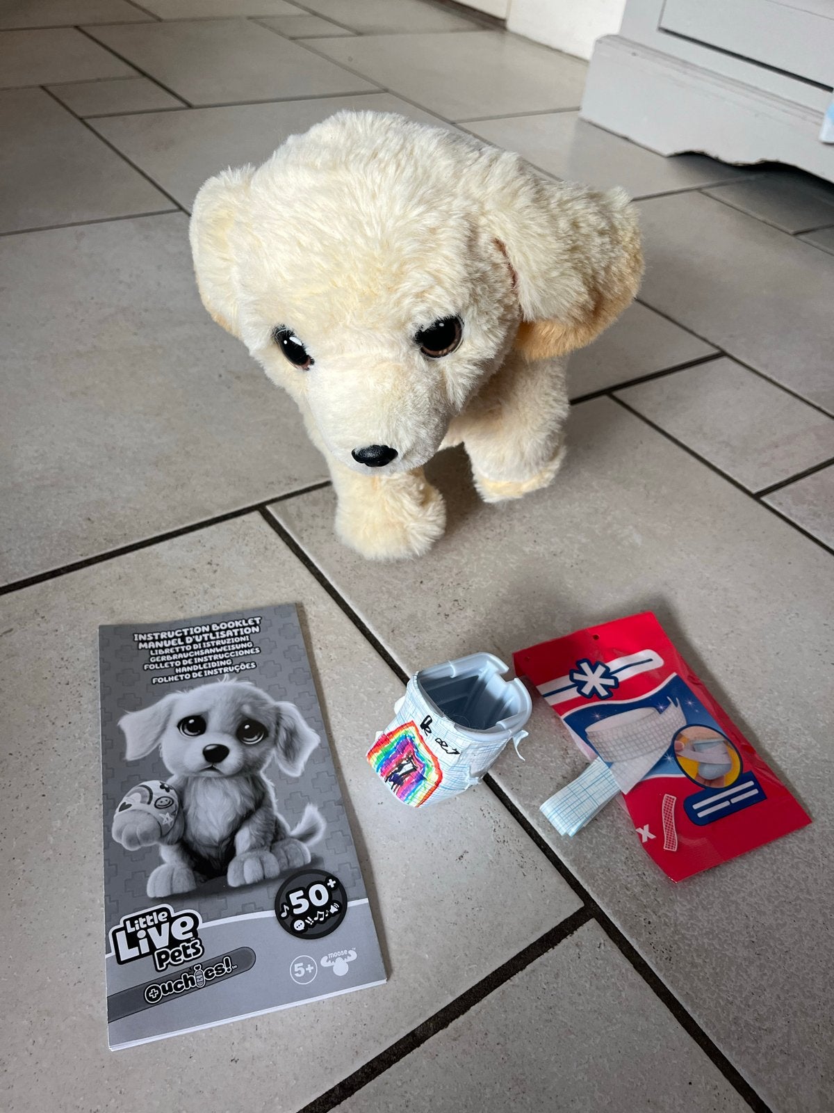 Little Live Pets Ouchies! Interactieve Puppy, Overige merken, Overige karakters, Zo goed als nieuw, Middelgroot (20 tot 80 cm)