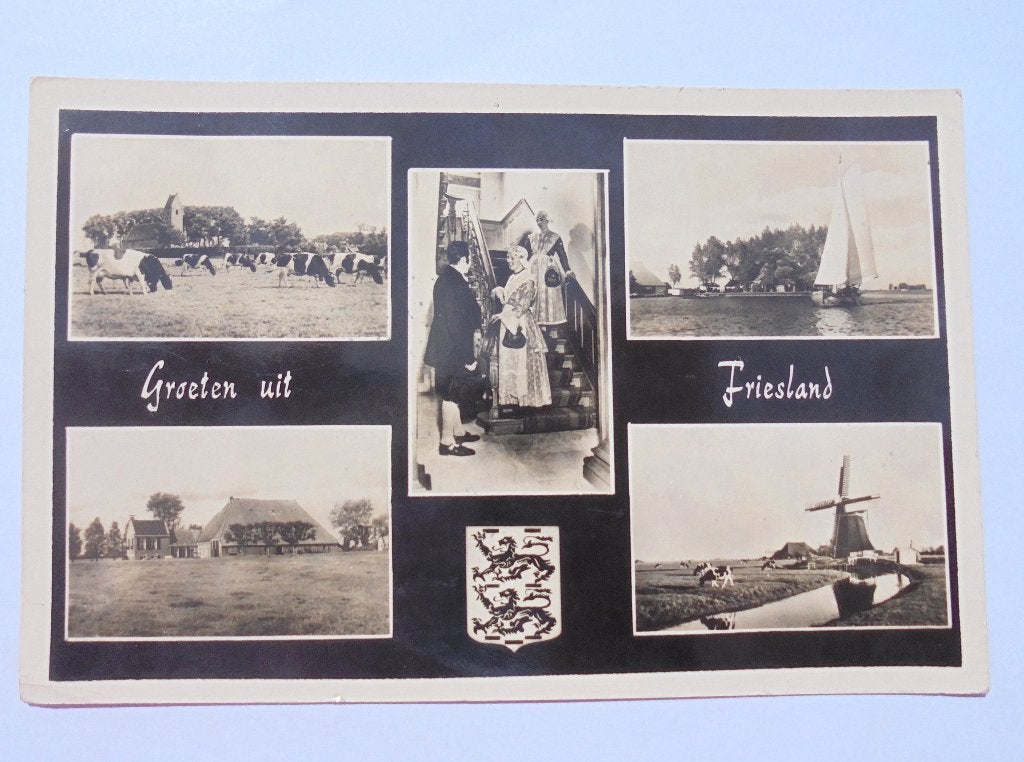 Groeten uit Friesland, 5 luik klederdracht, oude kerk, molen, Ophalen of Verzenden, 1940 tot 1960, Gelopen, Friesland