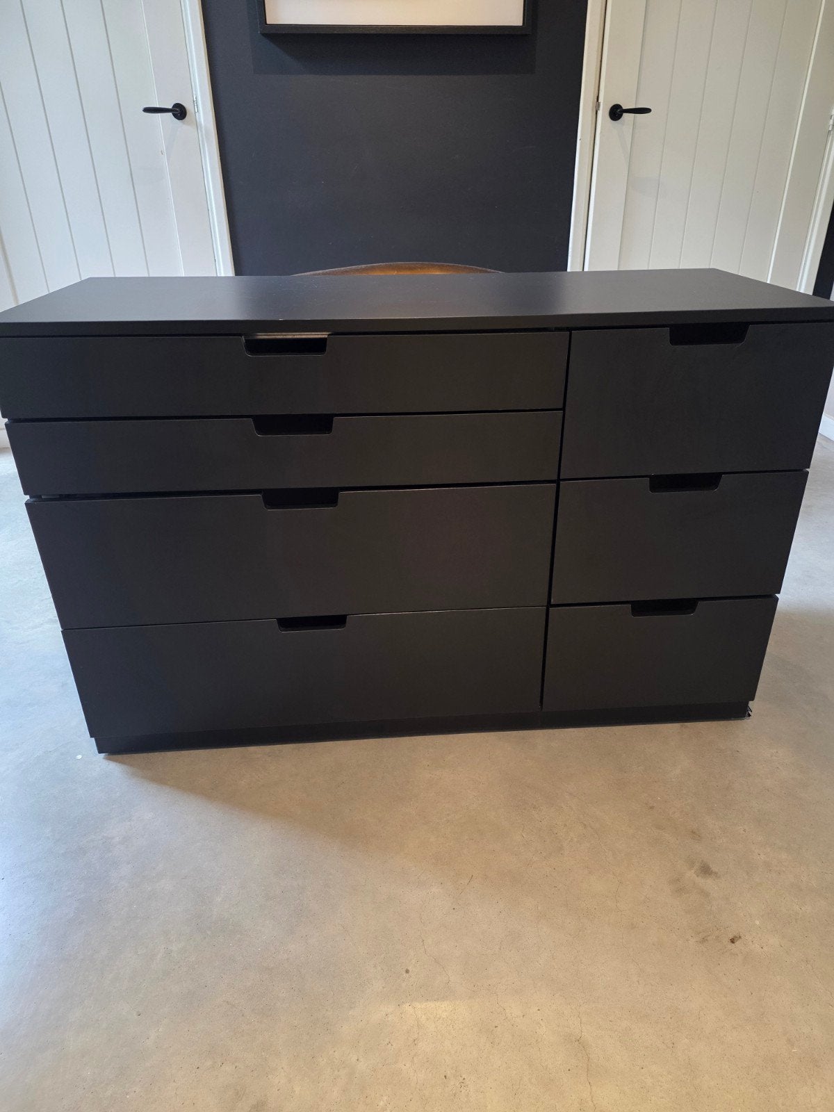 Nordli dressoir 7 laden zwart / antraciet, Huis en Inrichting, Gebruikt, 100 tot 150 cm, 5 laden of meer, Ophalen of Verzenden