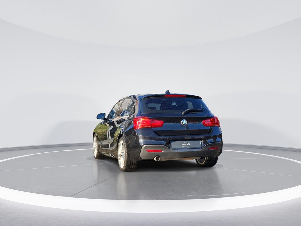 BMW 1-serie 118i High Executive | PANO | M-PAKKET | STOELVW, Gebruikt, Automatische klimaatregeling, Zwart, Bedrijf