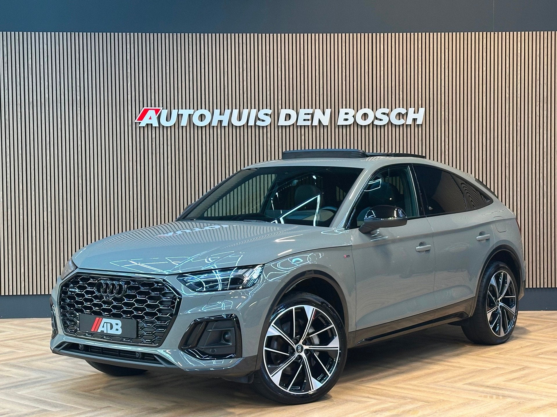 Audi Q5 Sportback 55 TFSI e S Line edition 367PK|Pano|Trekh, Auto's, Automaat, Dealer onderhouden, Gebruikt, 4 cilinders