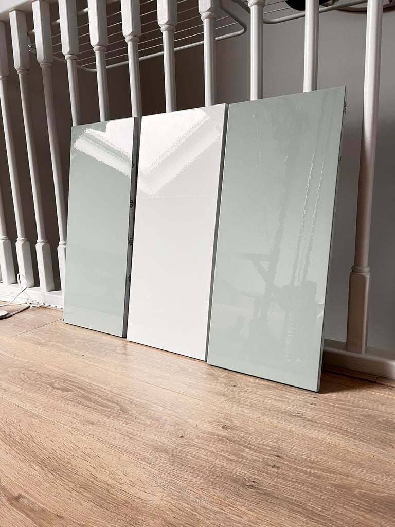 3x IKEA BESTA ladefrontje - Hoogglans licht groen + wit, Huis en Inrichting, Kasten | Overige, Gebruikt, Ophalen