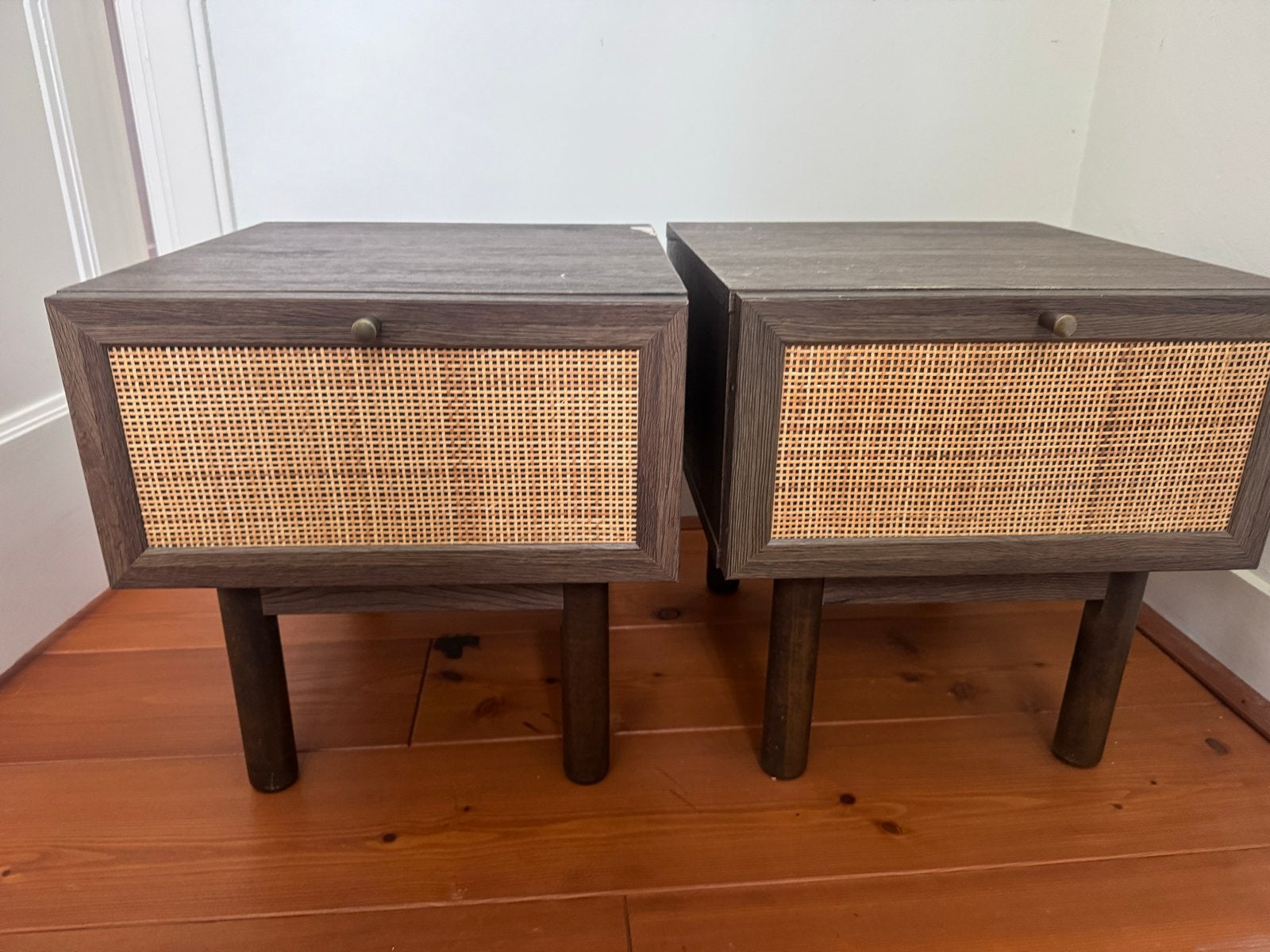Set van 2 Nachtkastjes met Rotan Ladefronten, Huis en Inrichting, Slaapkamer | Nachtkastjes, Ophalen, Gebruikt, Minder dan 45 cm