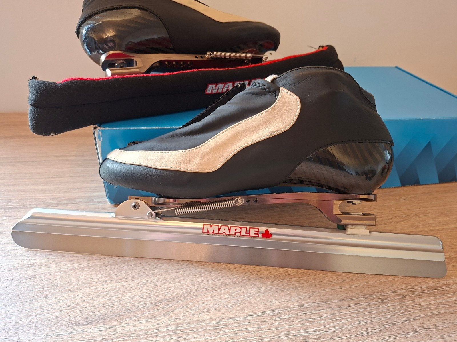 Klapschaatsen. Viking silver maat 42, maple ijzers, Ophalen of Verzenden, Zo goed als nieuw, Noren, Viking