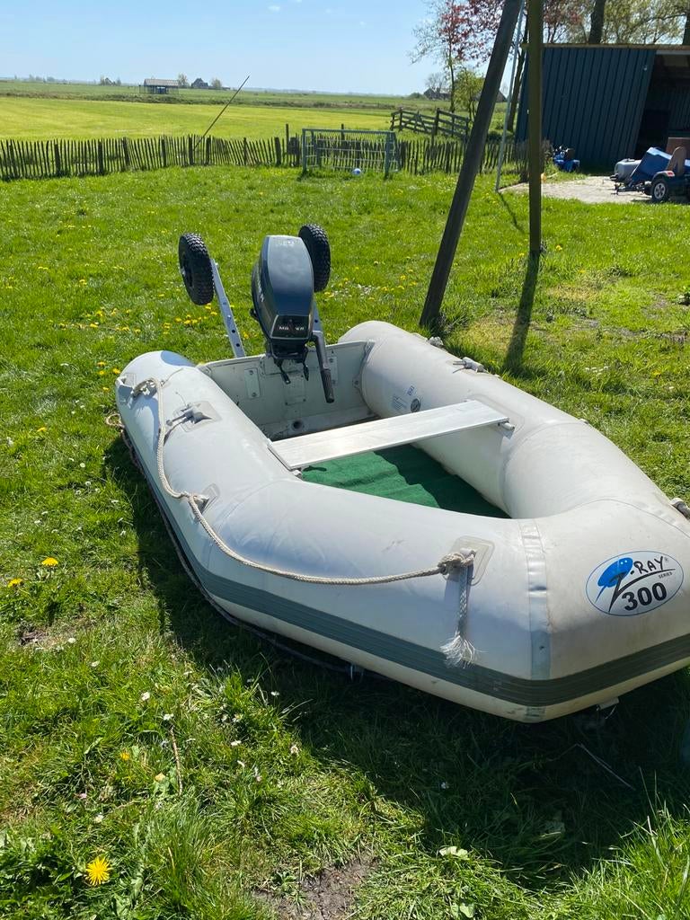 Rubberboot met 5pk buitenboord, Ophalen of Verzenden, Gebruikt, Motor en Techniek, Motorboot