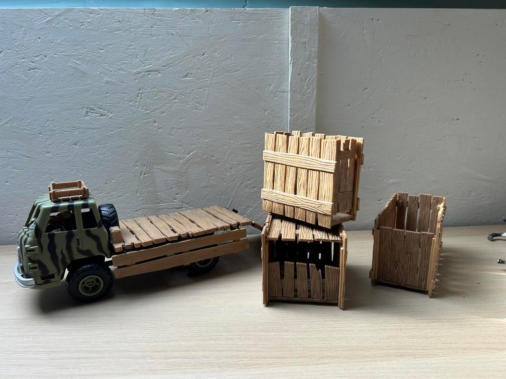 Schleich safari truck, Ophalen of Verzenden, Zo goed als nieuw, Paard, Beeldje of Figuurtje