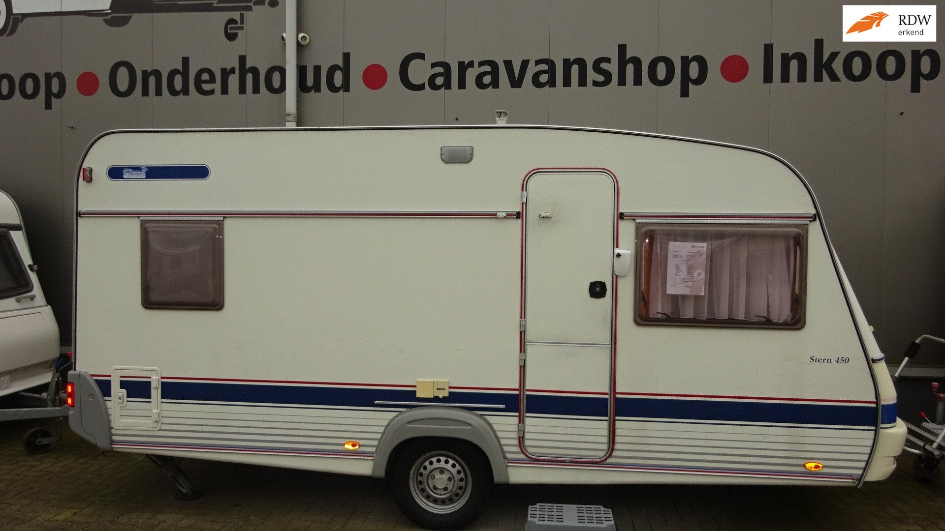 WILK STERN 450 HTD 2002 VASTBED (lengte) DInette, Bedrijf, Luifel, Wilk, Tot en met 4