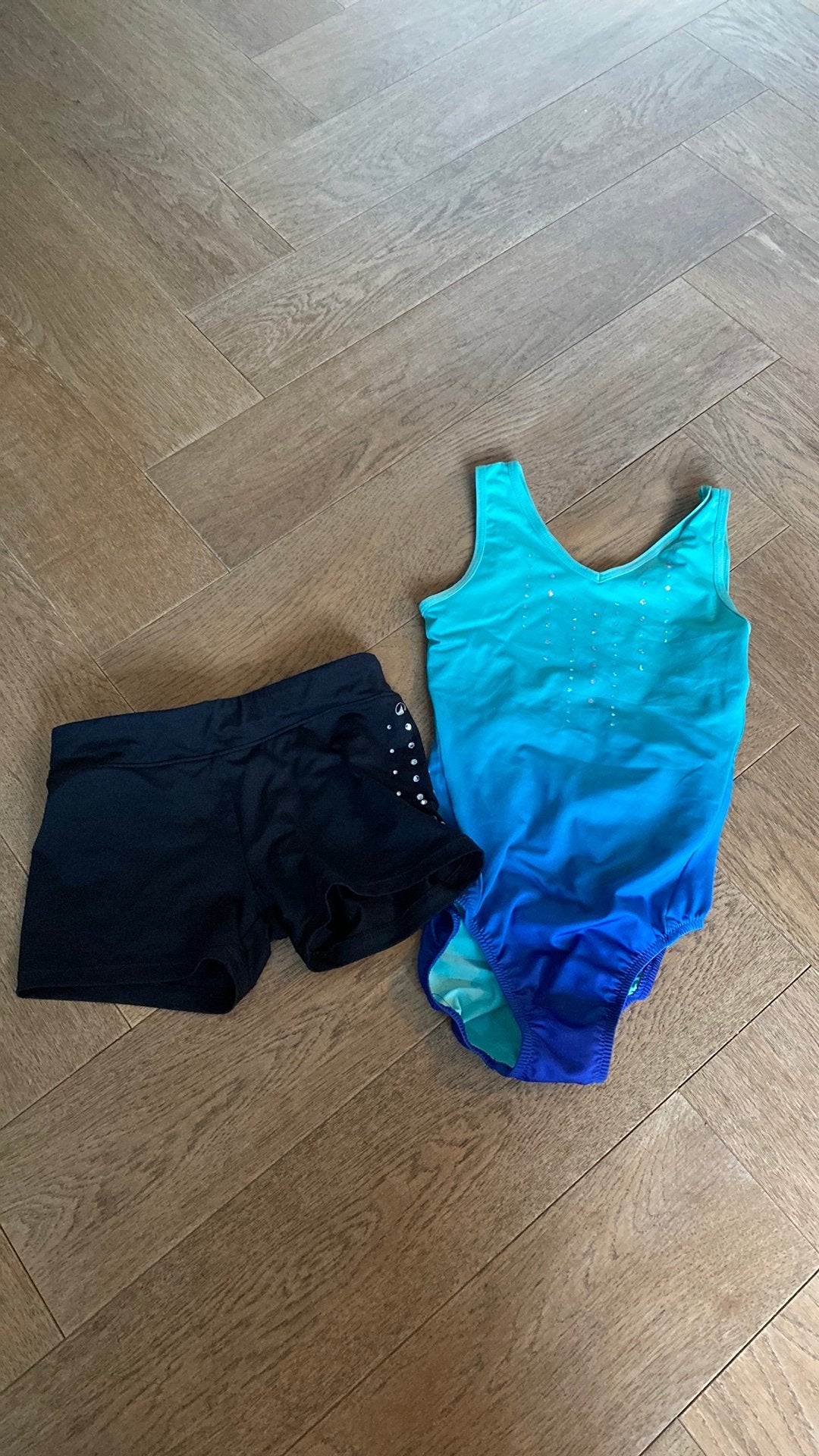 Decathlon turnpakje turnsetje turnbroekje, Ophalen of Verzenden, Zo goed als nieuw, Turnpak(je)