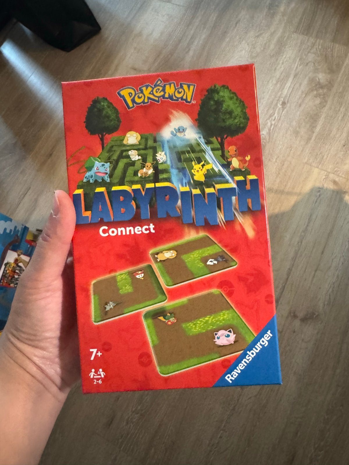 Pokémon Labyrinth Connect - Meeneem Editie Ravensburger, Hobby en Vrije tijd, Gezelschapsspellen | Bordspellen, Drie of vier spelers