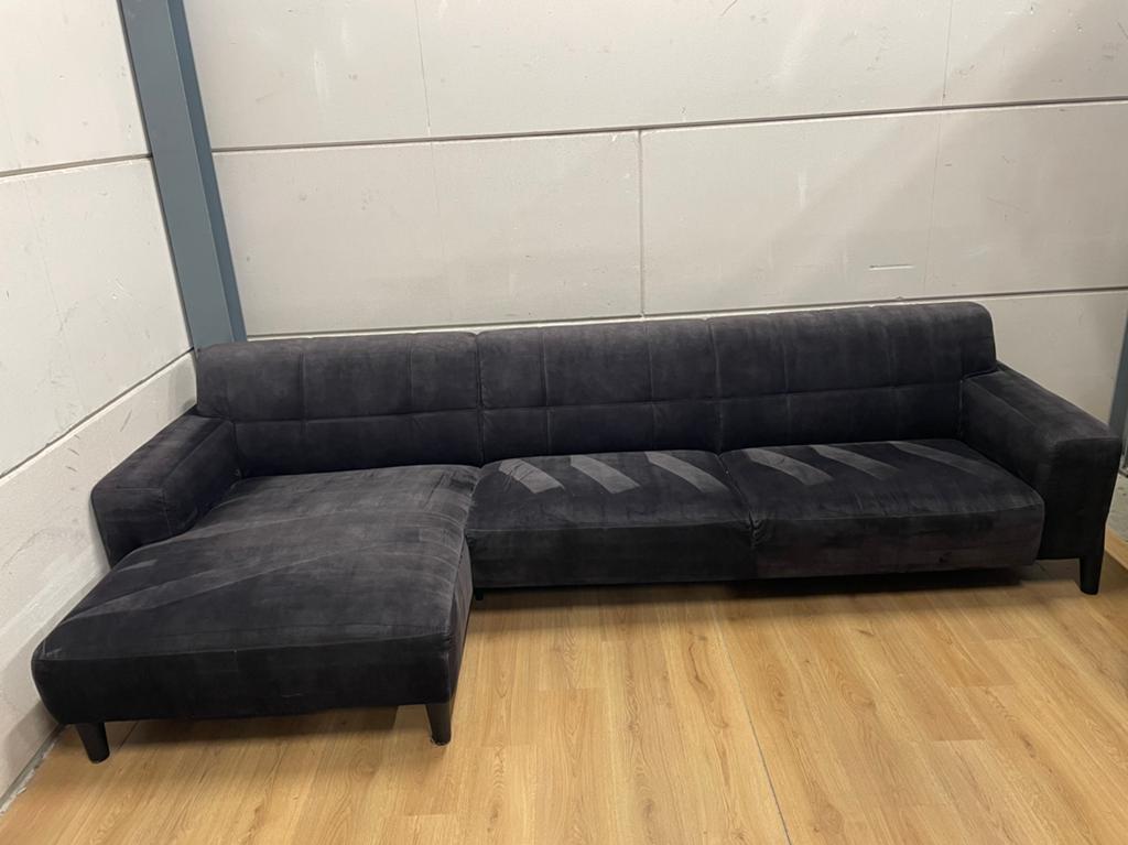 Mooie luxe suede velvet velours zwarte hoekbank - GEREINIGD!