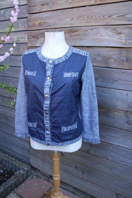 Vest blauw Gerry weber mt 40 drukknoop winter Vaste prijs, Maat 38/40 (M), Blauw, Ophalen of Verzenden, Zo goed als nieuw