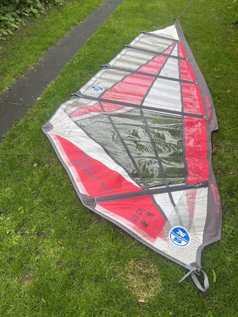 Te koop: surfzeil 4.7, Watersport en Boten, Windsurfen, Ophalen, Gebruikt, Zeil, Minder dan 5 m²