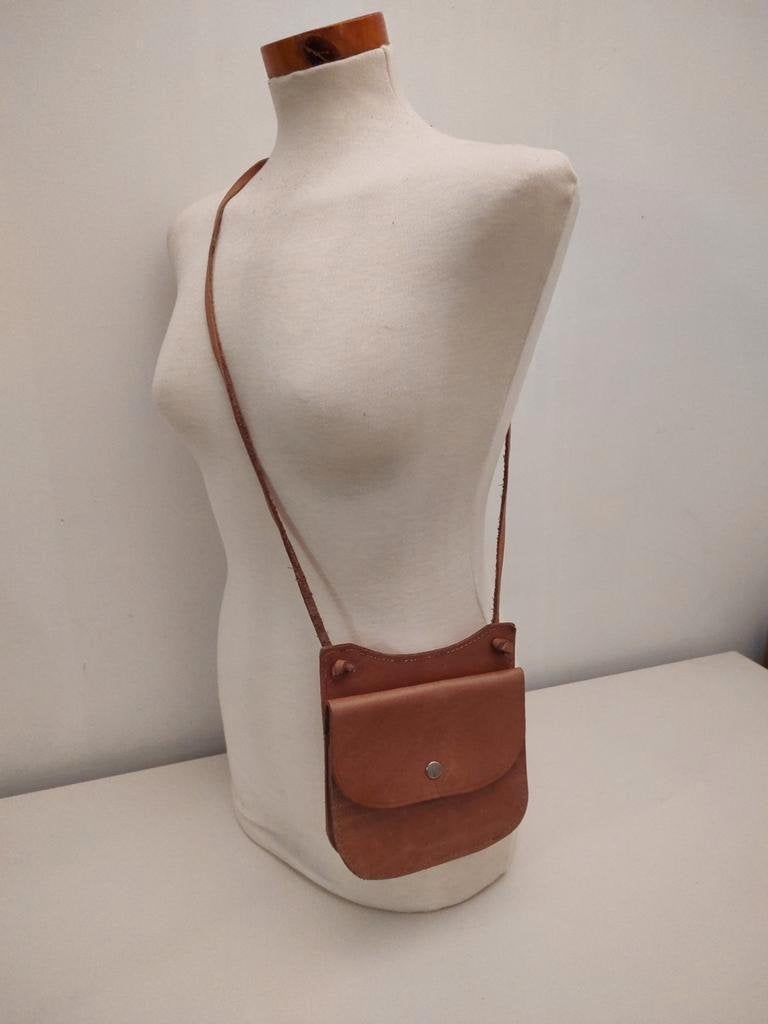 K436 festivaltas tuigleder zeer fraai en in goede staat, Sieraden, Tassen en Uiterlijk, Gebruikt, Schoudertasje, -, Ophalen of Verzenden
