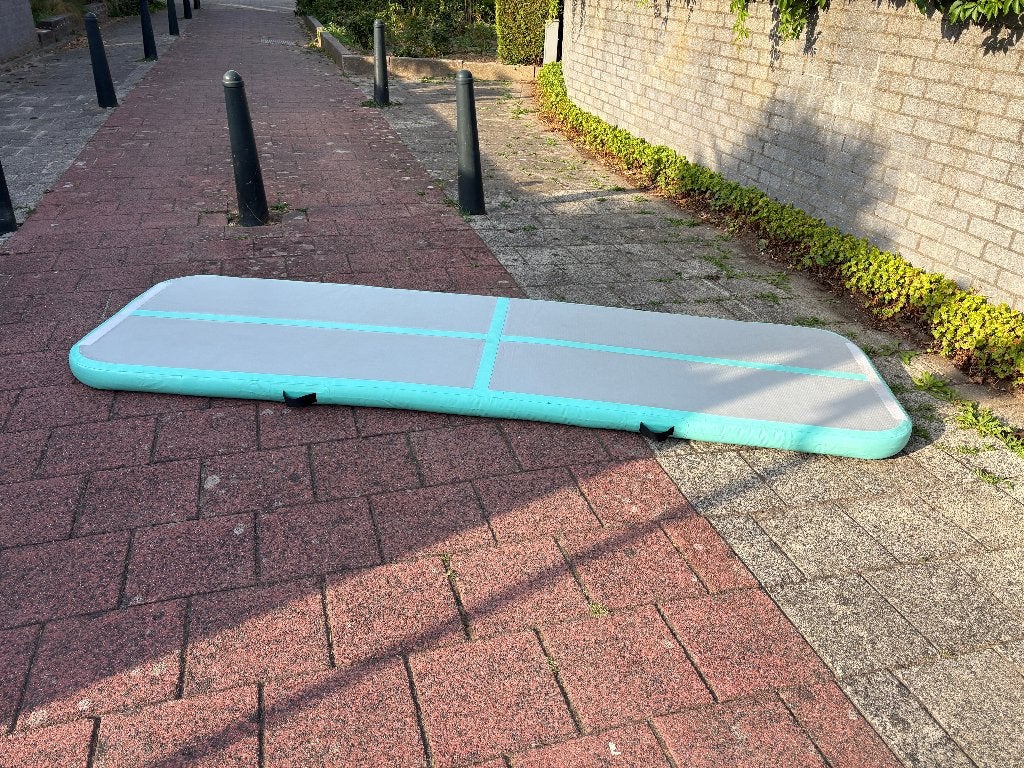 Airtrack gymmat/turnmat turquoise/grijs incl. pomp, Ophalen, Gebruikt, Kindermaat 122 t/m 140, Meerkleurig