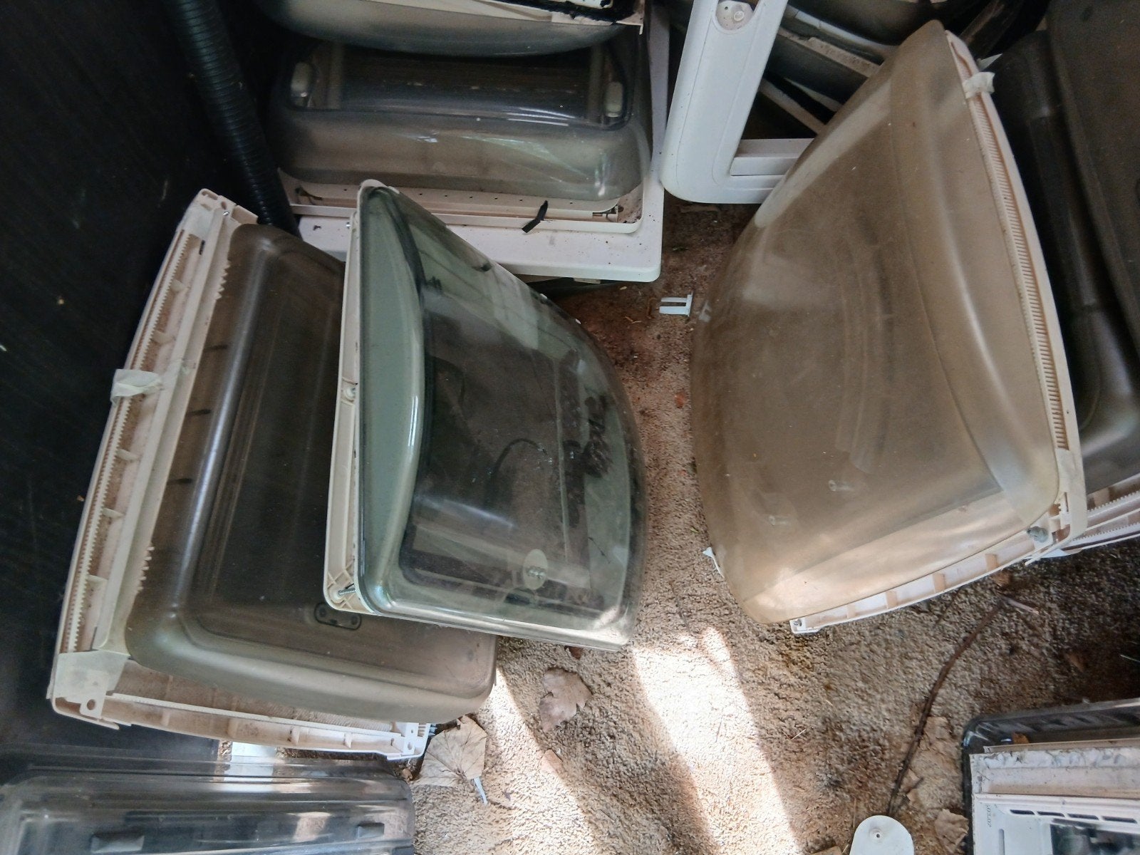 Gebruikte dakluiken voor caravan of camper 40x40, 45x45, Caravans en Kamperen, Ophalen of Verzenden