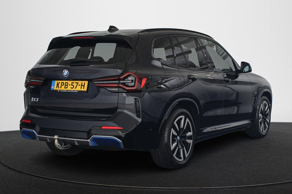BMW iX3 Executive 80 kWh M Sport Panoramadak Elektrische Tre, Auto's, BMW, Automaat, Achterwielaandrijving, Gebruikt, 750 kg