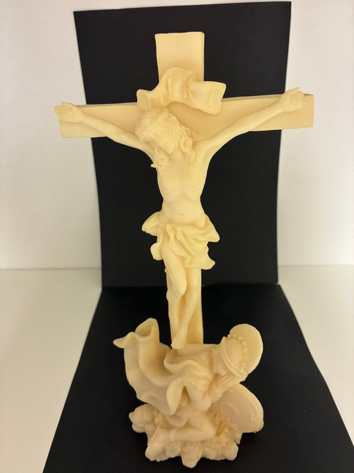 Kruisbeeld Kruis met Jezus Christus albast, Ophalen of Verzenden, Zo goed als nieuw, Religie