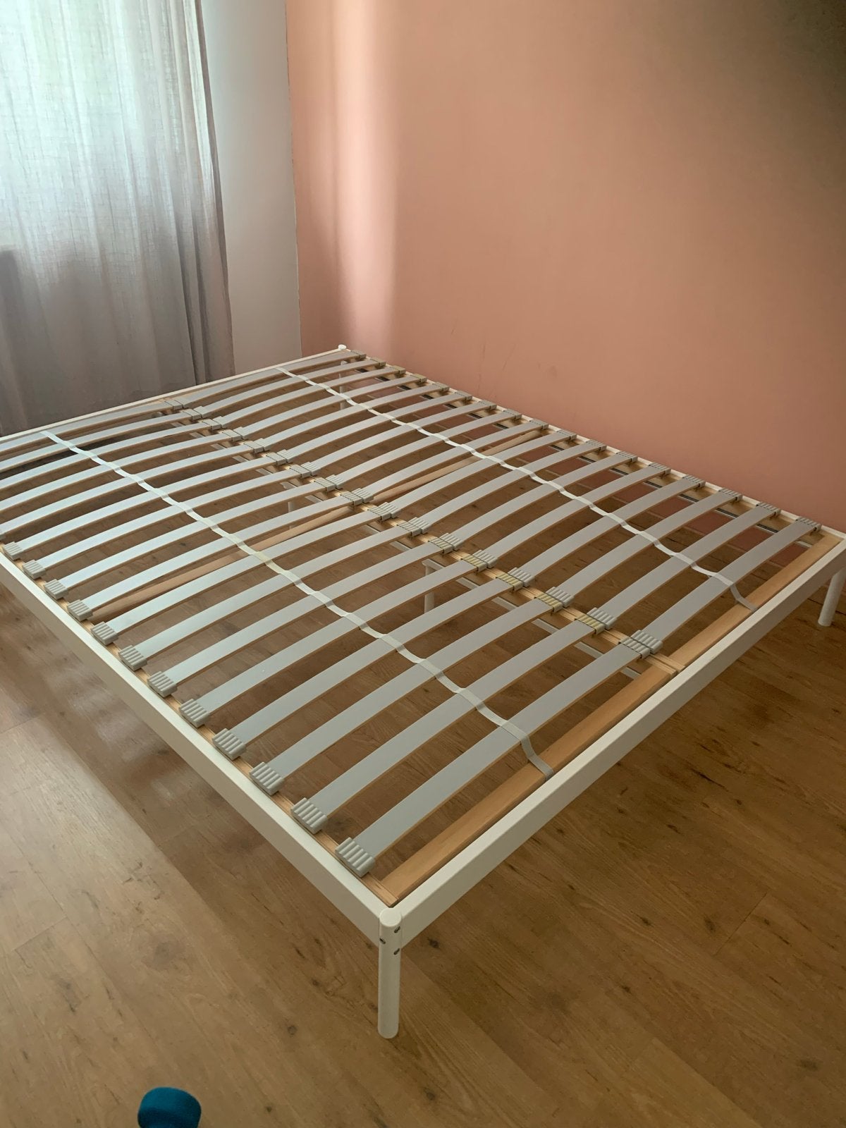 Wit bedframe met lattenbodem 160x200, Huis en Inrichting, Slaapkamer | Bedden, Ophalen, Gebruikt, Wit, Tweepersoons