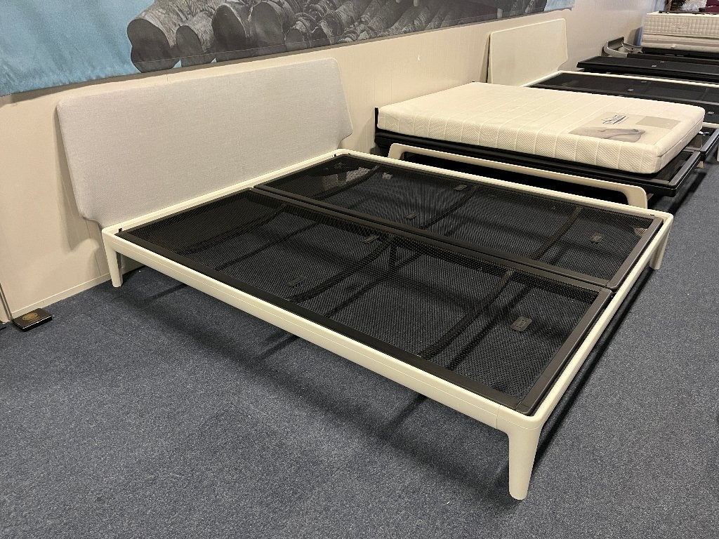 Auping Essential (180x210cm)., Huis en Inrichting, Ophalen, Auping Essential, Tweepersoons, Zo goed als nieuw