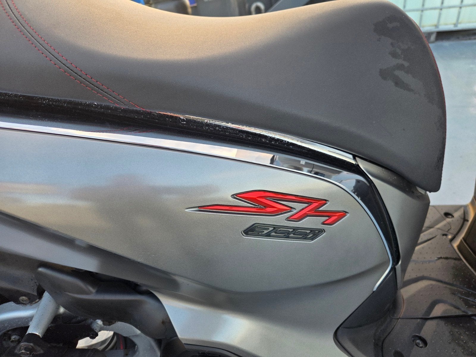 Foto 5 van Honda SH 300i Speciale uitvoering - Topstaat, Dealeronderhou