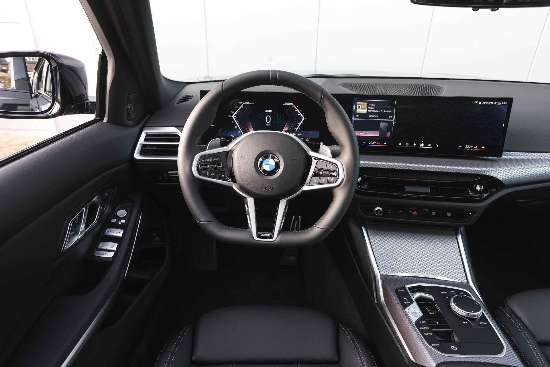 BMW 3 Serie 320i M Sport Automaat / Schuif-kanteldak / Trekh, Automaat, Zwart, 4 cilinders, Zwart