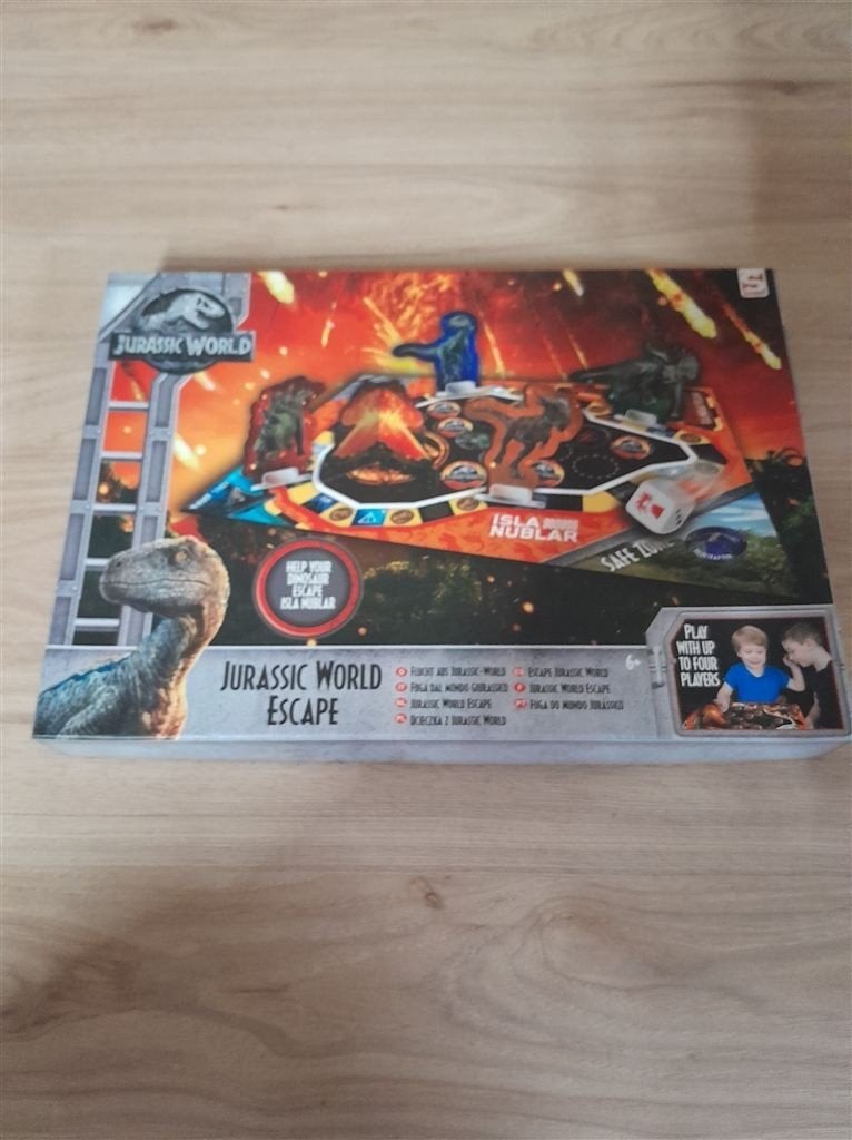 Jurassic world escape - s3287, Hobby en Vrije tijd, Gezelschapsspellen | Bordspellen, Verzenden, Zo goed als nieuw