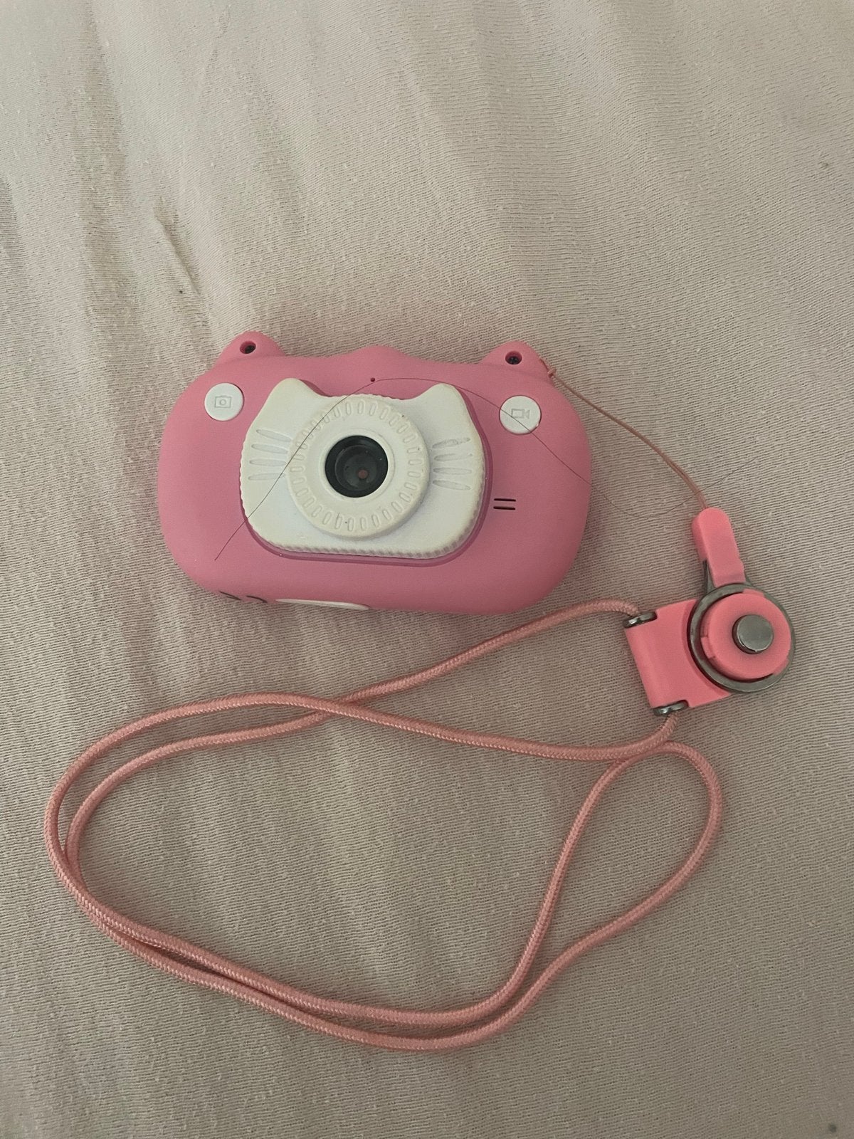 Leuke roze kindercamera met draagkoord, Audio, Tv en Foto, Fotocamera's Digitaal, Ophalen of Verzenden, Zo goed als nieuw, Kindercamera