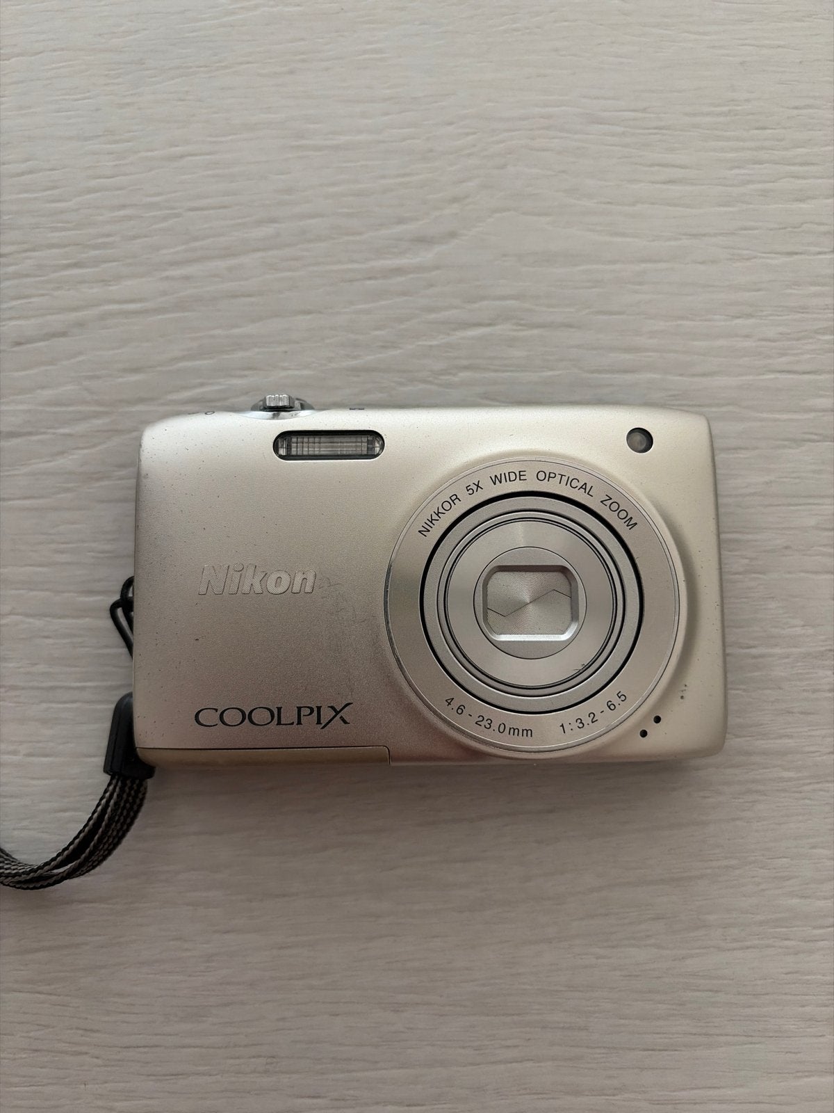 Nikon Coolpix S3100 - Zilver, 5x Optische Zoom, Ingebouwde flitser, Gebruikt, Ophalen of Verzenden, Compactcamera