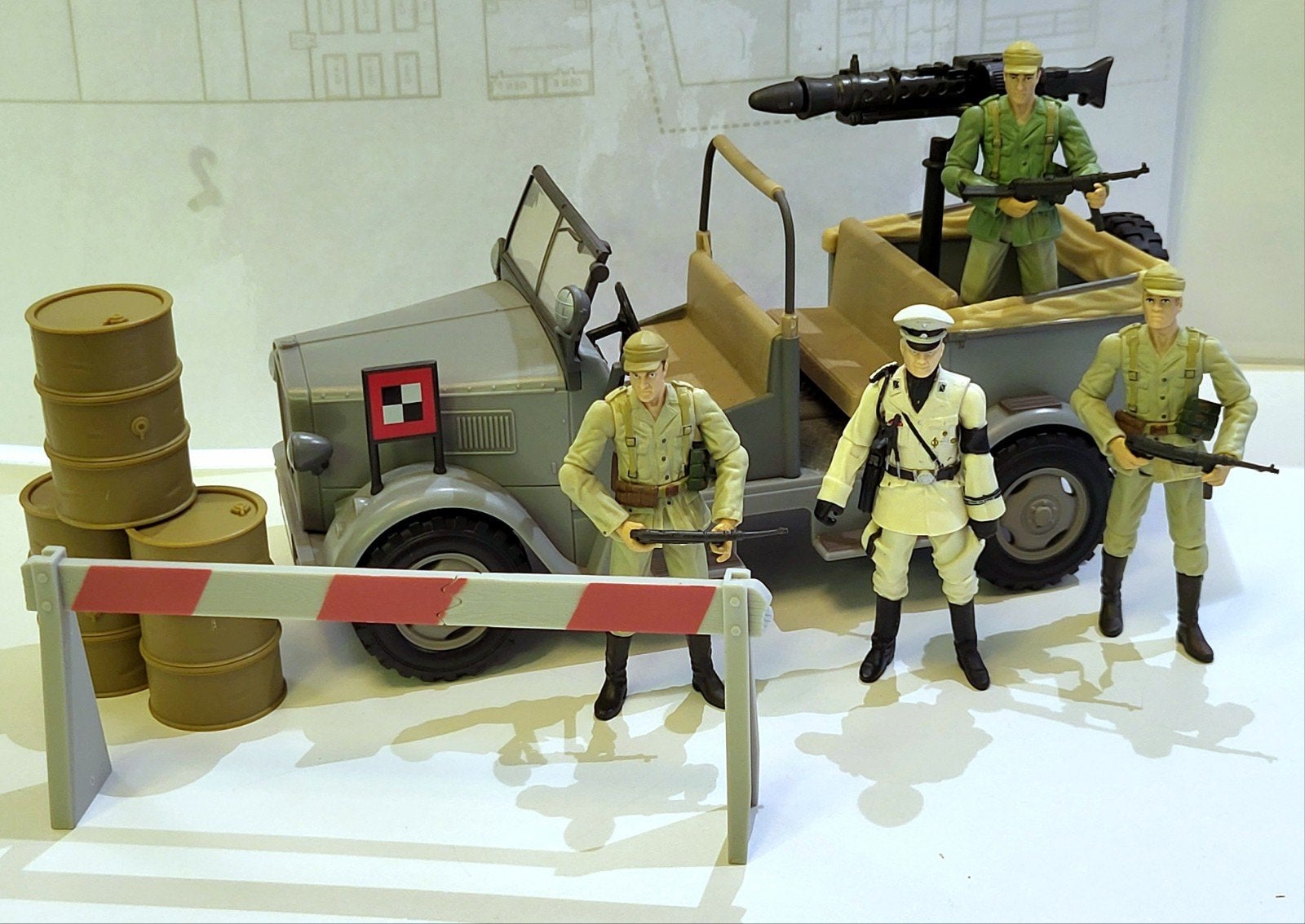 Indiana Jones Troop Car met Duitse soldaten en Kolonel Vogel, Verzamelen, Ophalen of Verzenden, Zo goed als nieuw, Film, Actiefiguur of Pop