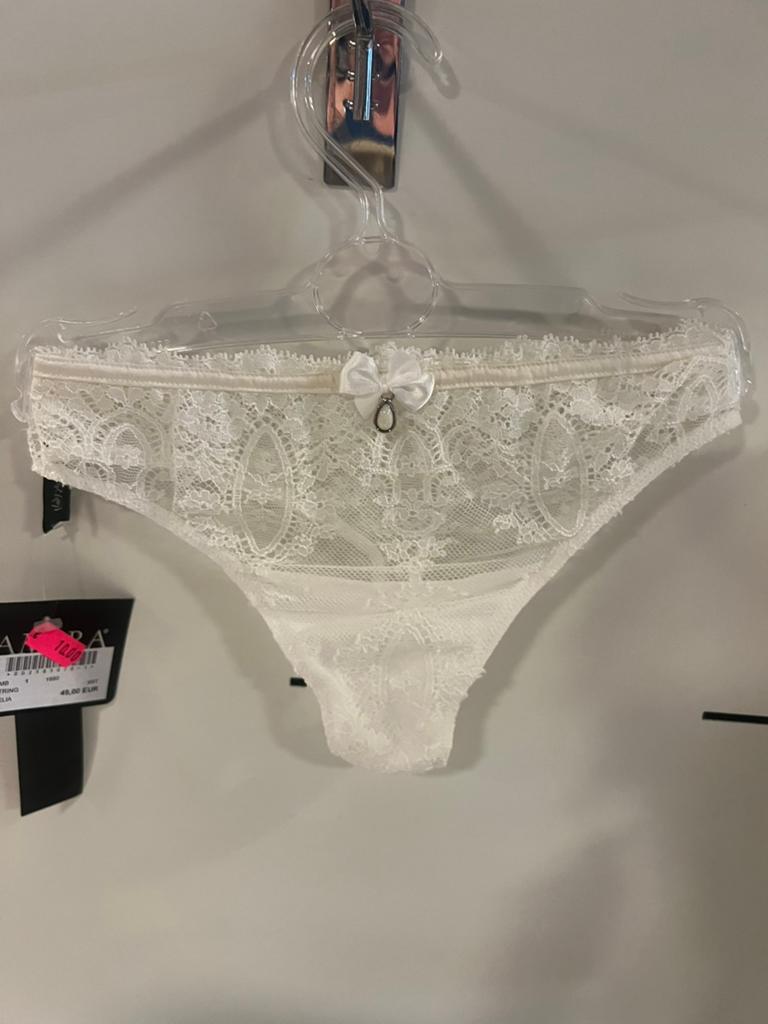 Ambra string maat 36 NIEUW!! Nu €10,-, Ophalen of Verzenden, String