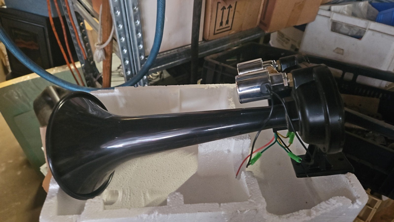 luchthoorn 24v, Ophalen of Verzenden, Gebruikt
