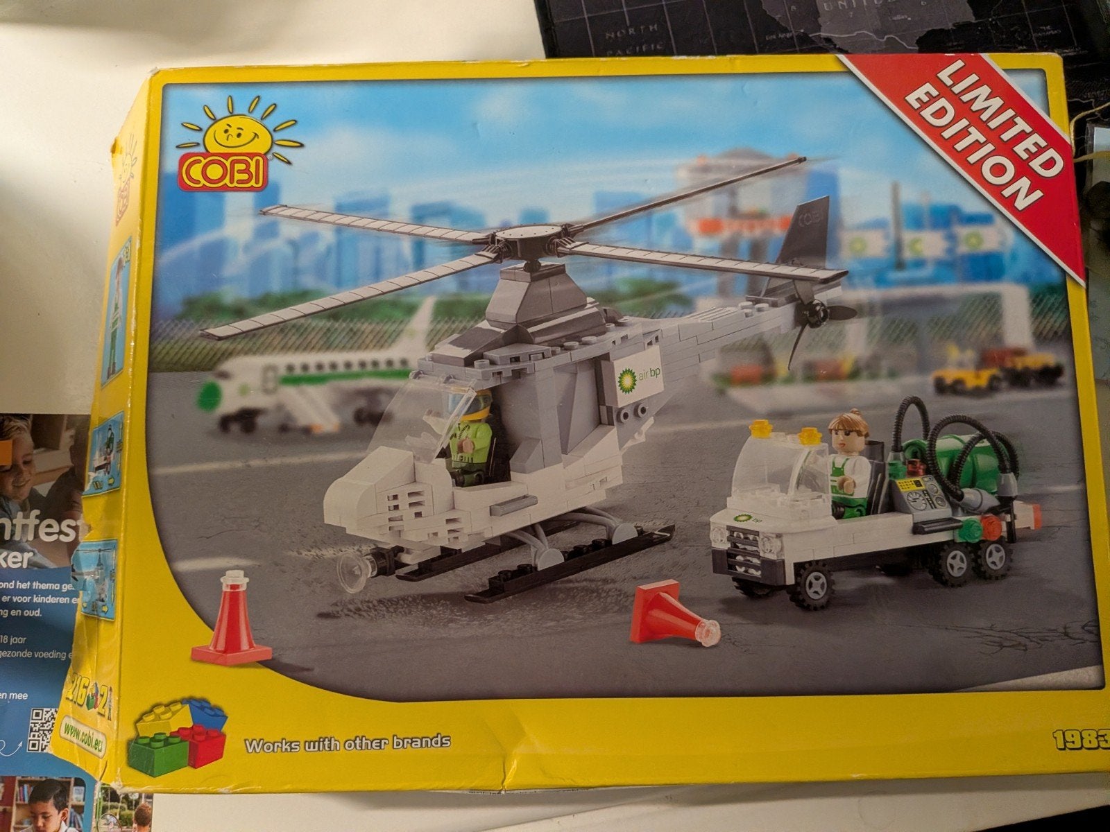 COBI Limited Edition Helikopter & Tankwagen Bouwset, Ophalen of Verzenden, Nieuw