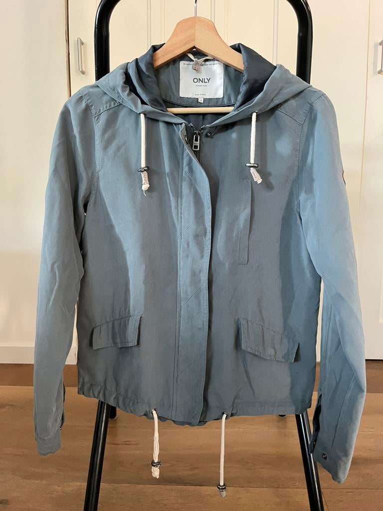 Jas, zomerjas, maat s, 36, groen / blauw Only, met capuchon, Ophalen of Verzenden, Zo goed als nieuw, Maat 36 (S), Blauw