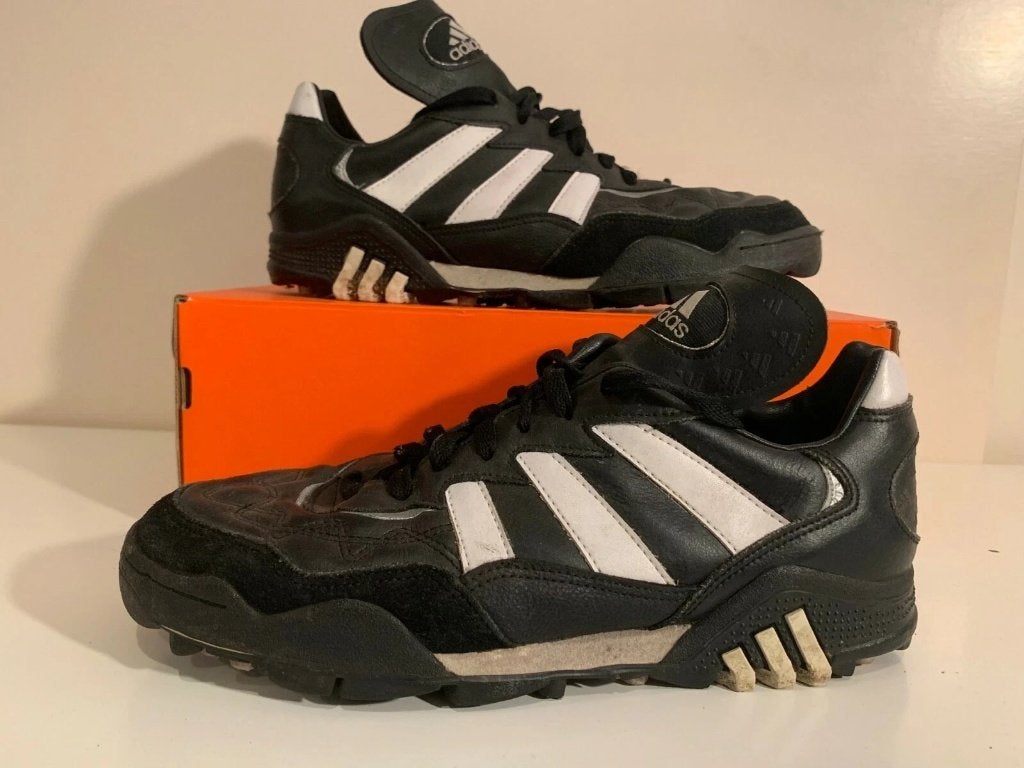 vintage adidas manado indoor mania ii trx 2 turf predator ma, Gebruikt, Maat XS of kleiner, Schoenen, Ophalen of Verzenden